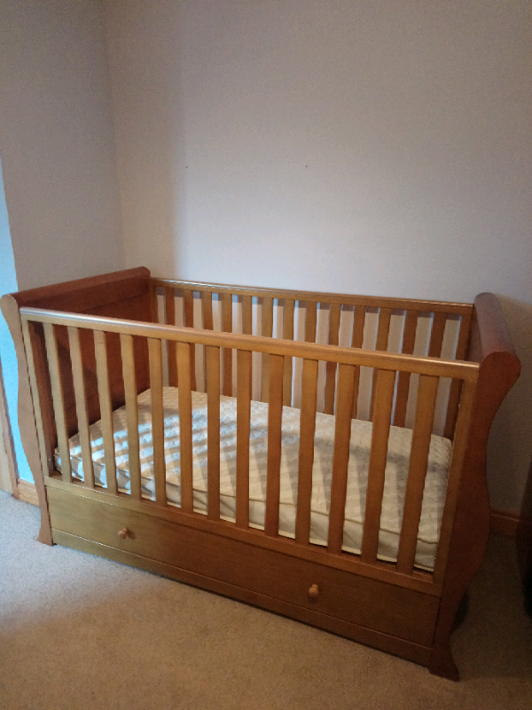 martha sleigh cot bed